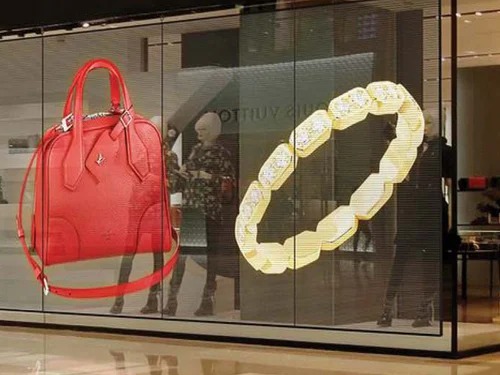 ویترین دیجیتال؛ جایی برای نمایش جذابیت برند