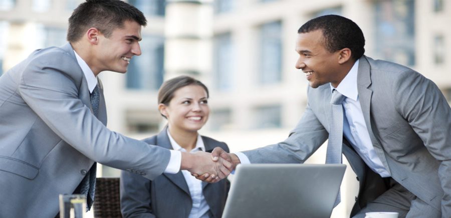 بازاریاب واسطه کیست؟